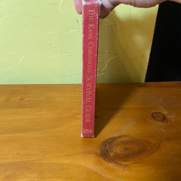 AS IS: Kane Chronicles Survival Guide Companion Book Rick Riordan (VERY USED) - Picture 4 of 5